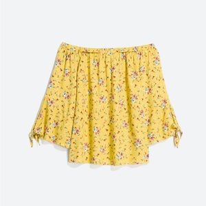 Paper moons, Laramie off the shoulder is a stylish choice for work or play